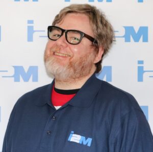 “Most technical issues are like puzzles, and if I can have a friendly conversation with someone while I look into and solve their puzzle each day, it’s a feeling of accomplishment!”-Mark Jordan